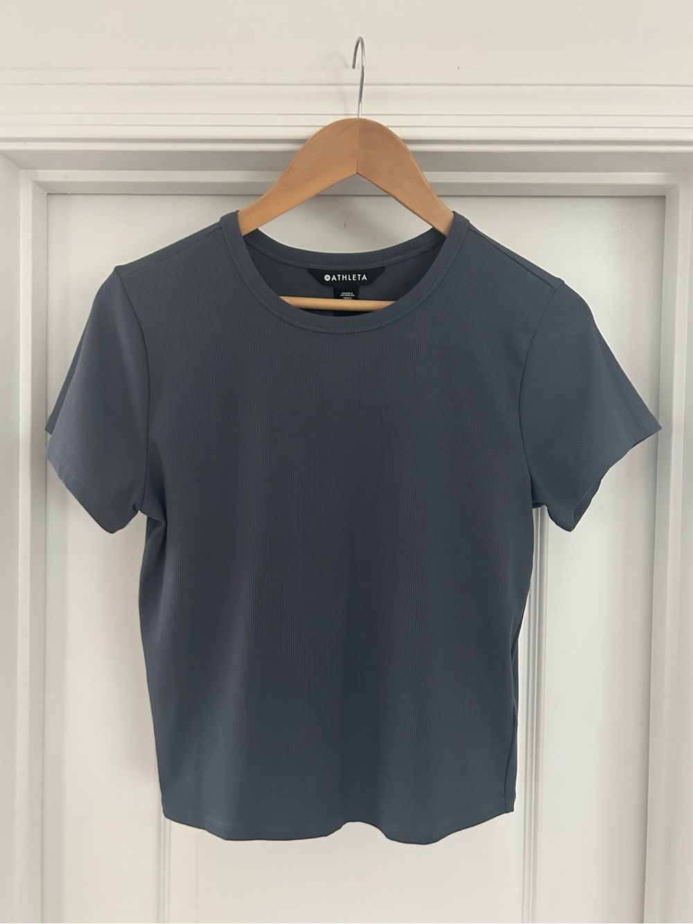 Athleta Signature Rib Crop Tee Sz M - Picture 3 of 8